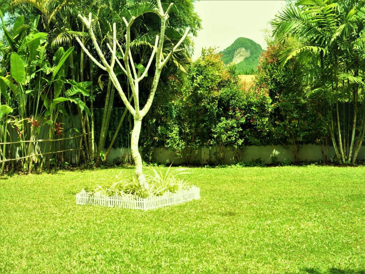 Honeybee Pool Villa Smooth As Silk Ao Nang Екстер'єр фото